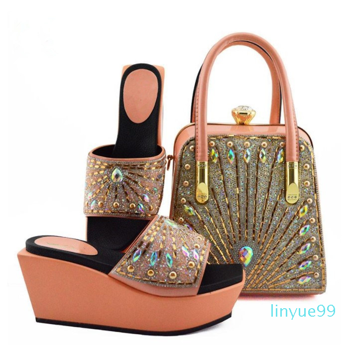 

Dress Shoes Selling Peach Color And Matching Bag In Women Set Italian Design With