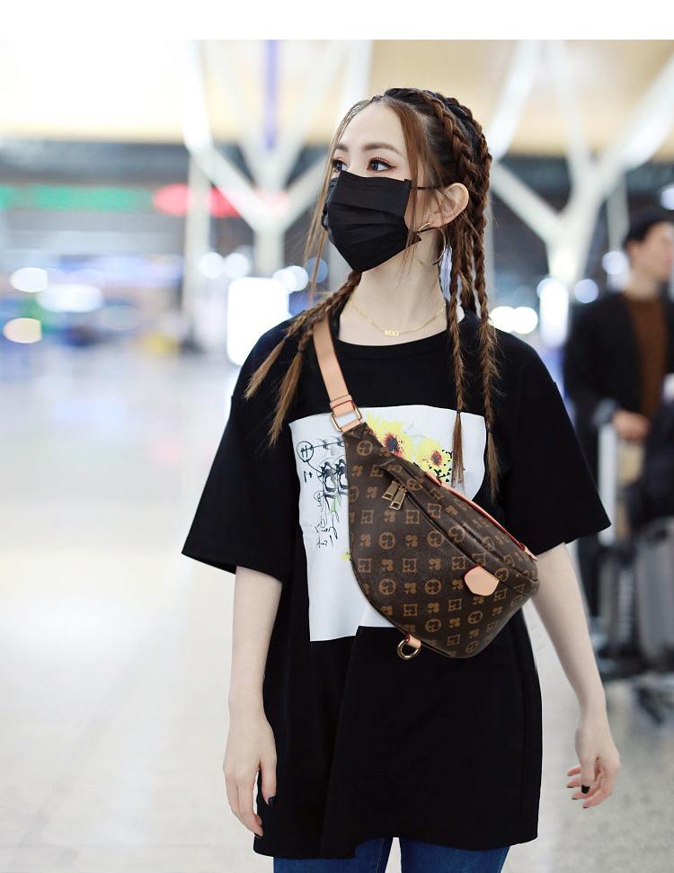 

Waist Bags 2021 Custom Printing Female Bag Tide Ins Red Net Retro Messenger Fashion Chest