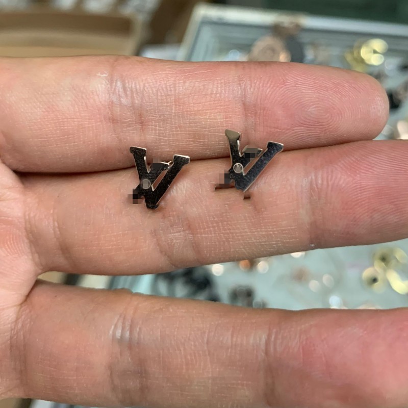 

2021 Wholesale big middle small flower Earrings Letter 18k rose Gold Silver stud Earrings size L M S Ear Studs Women Wedding Party Jewelry, Slivery;golden