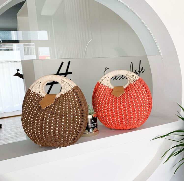 

Factory wholesale women handbag seaside holiday portable shell bag summer new braided beach bag sweet little fresh contrast woven bag, Black;red