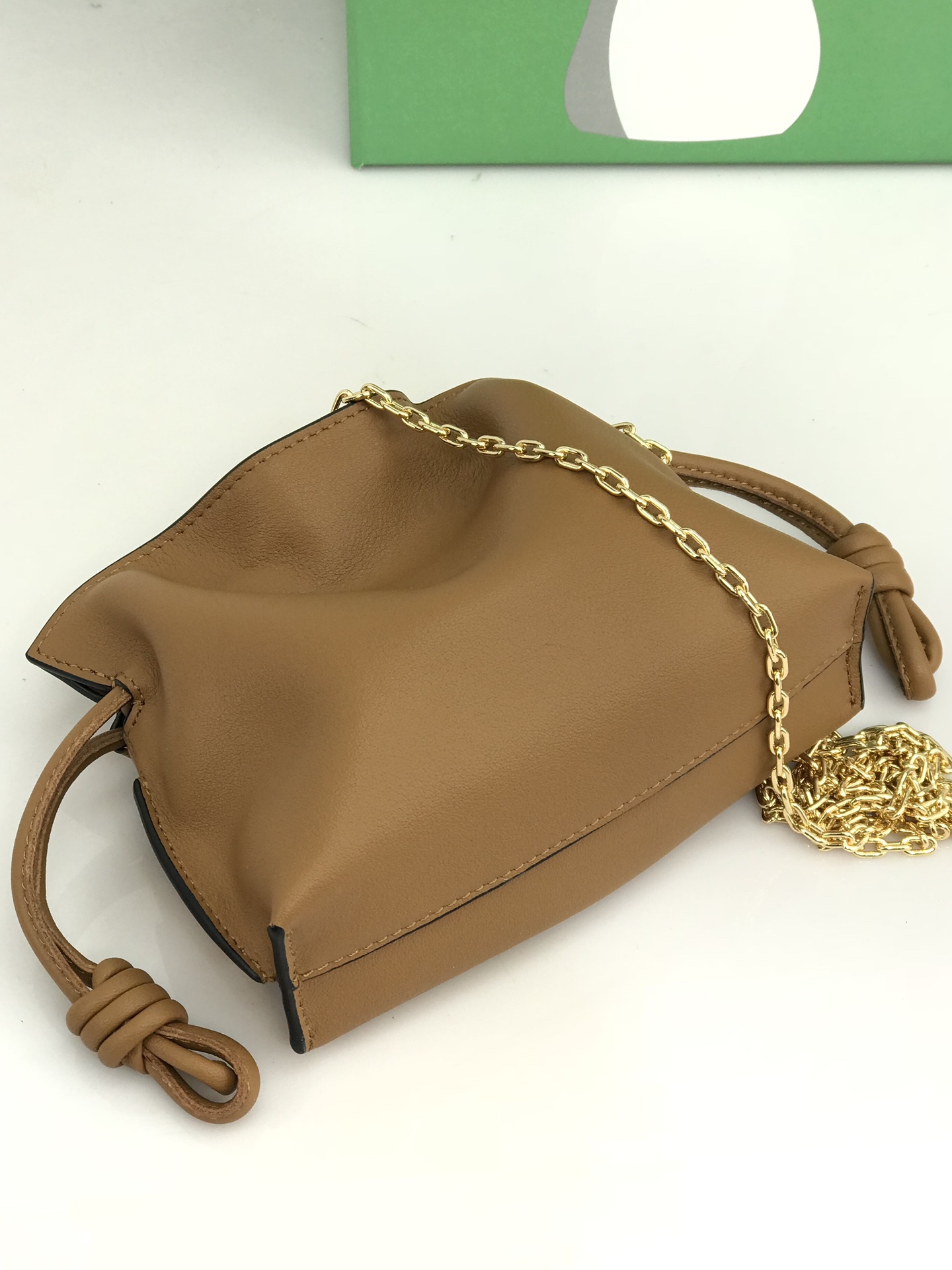 

Loew home lucky tote shopping bag for mens and women luxury gift on Valentines Mothers Birthday, White