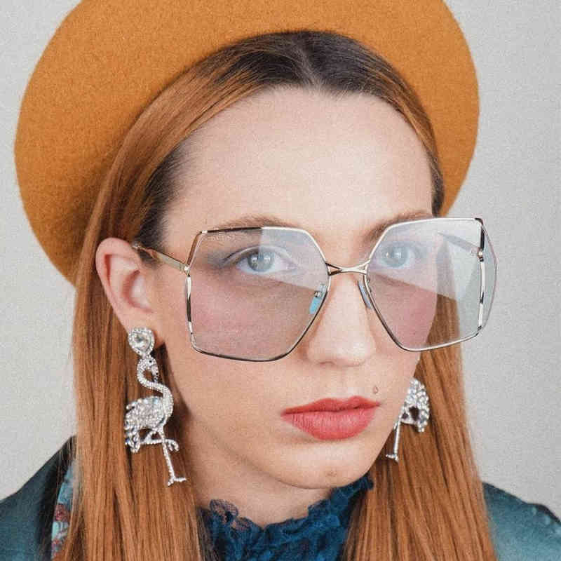 

2021 Oversized Metal Hollow Sunglasses Women Fashion Brand Designer Big Frame Square Sun Glasses Female Show Shades Oculos