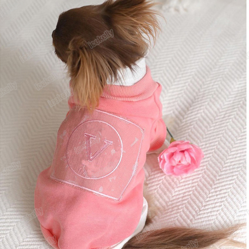 

Fashion Winter Designer Letter Dog Clothes Sweaters Vest V Sweater Luxurys Designers Pet Supply Embroidered Shirts Jackets D2111118Z