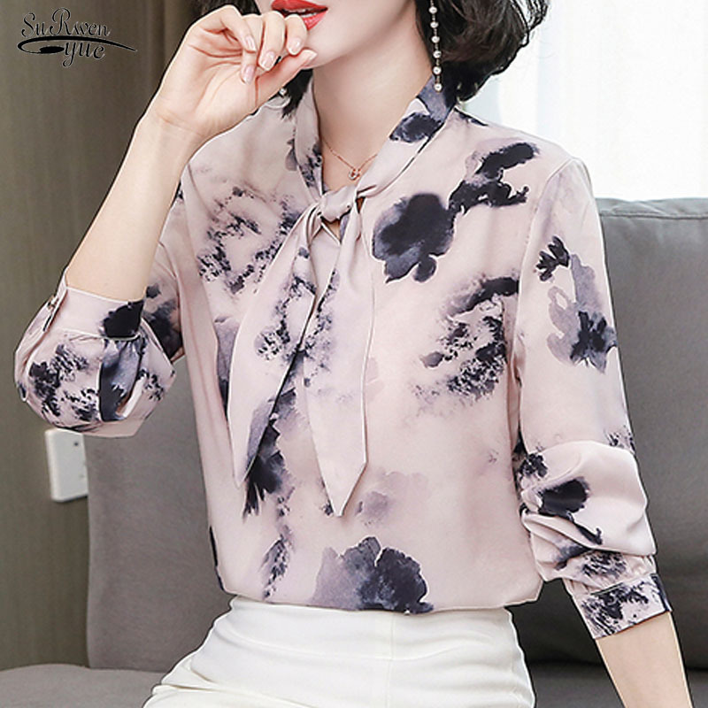 

Autumn Long Sleeve Bow Printing Ink Loose Silk Shirt Women Elegant Women' Pink Blouse Chemisier Femme 10649 210521, Apricot
