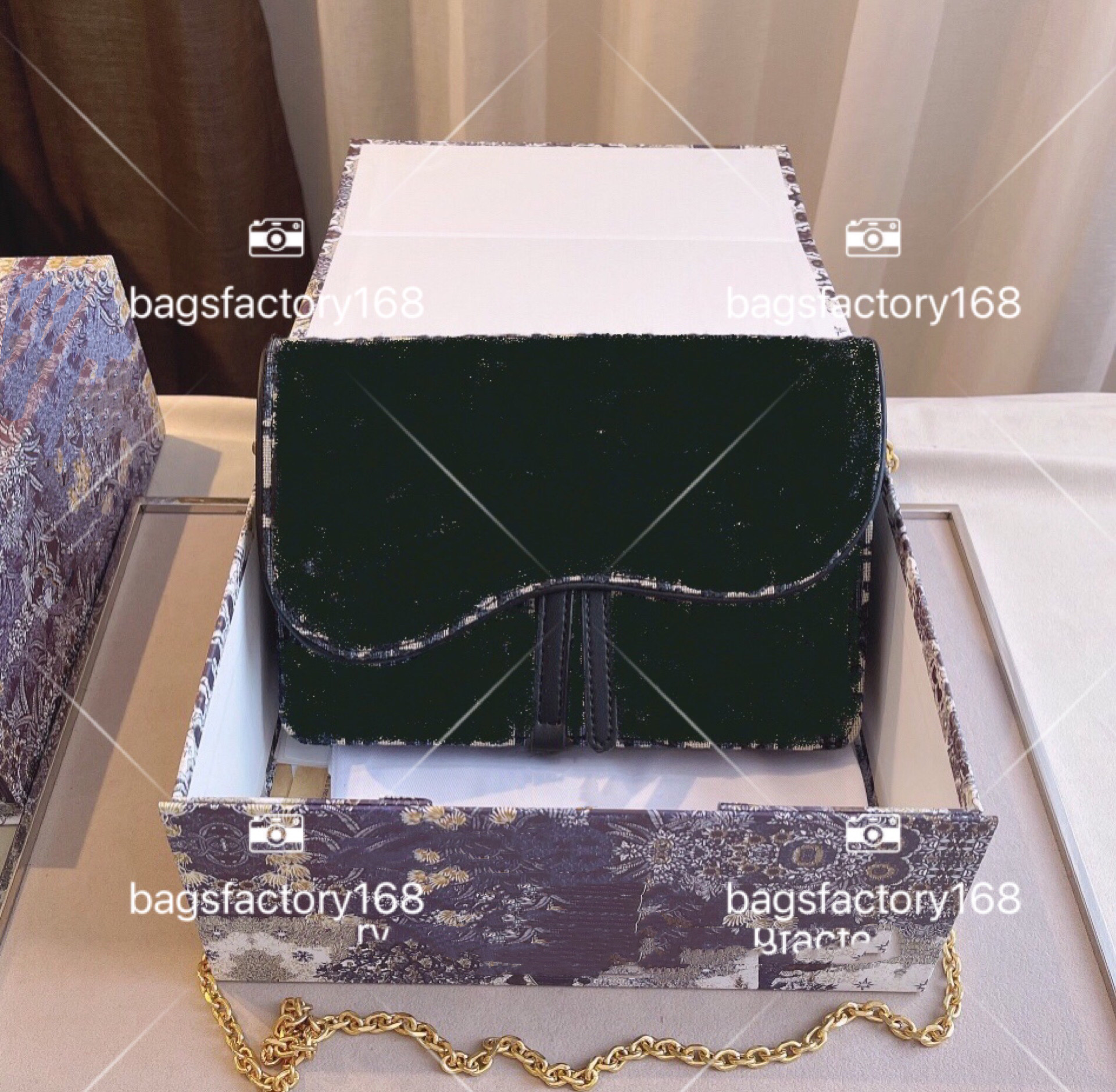 

Classic Design Of Big Designer Canvas Embroidery Chain Shoulder Bag Casual Letter Print Fanny Bags Mobile Phone Package Lady Fashion Style Party Packages, Customize