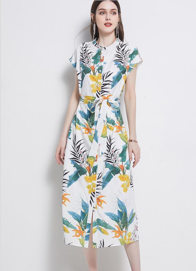 

Plus size women's bohemian dresses short-sleeved 2021 summer stand-up collar bat-sleeve printed long skirt lace-up single-breasted shirt, As the picture