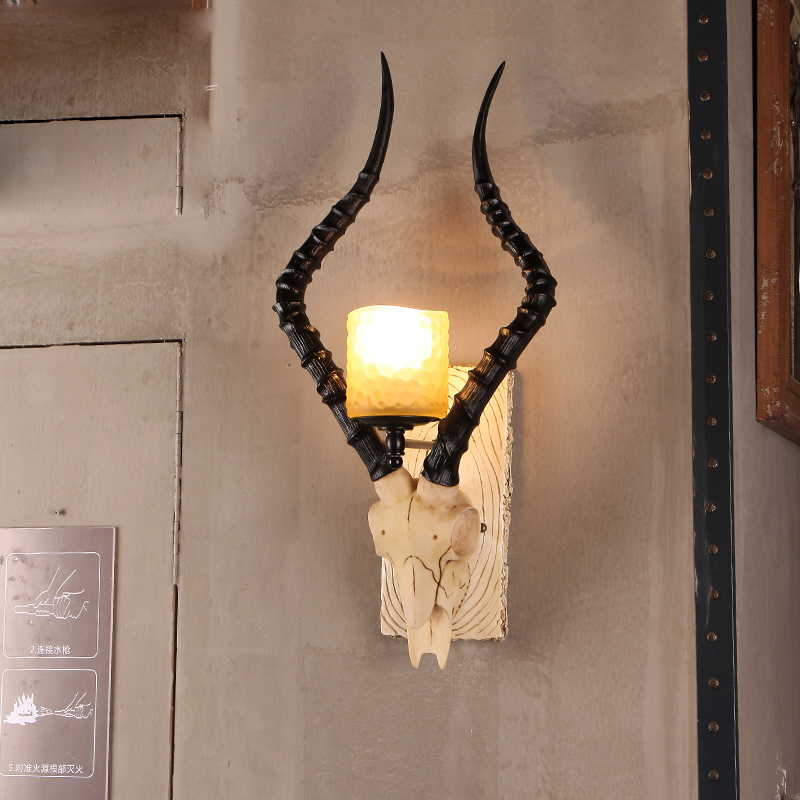 

American Country Retro Wall Lamps Industrial Style Bar Decoration Wall Light Fixtures Living Room Bedroom Bedside Lamp Nordic Sheep Head Sconce Craft Lighting