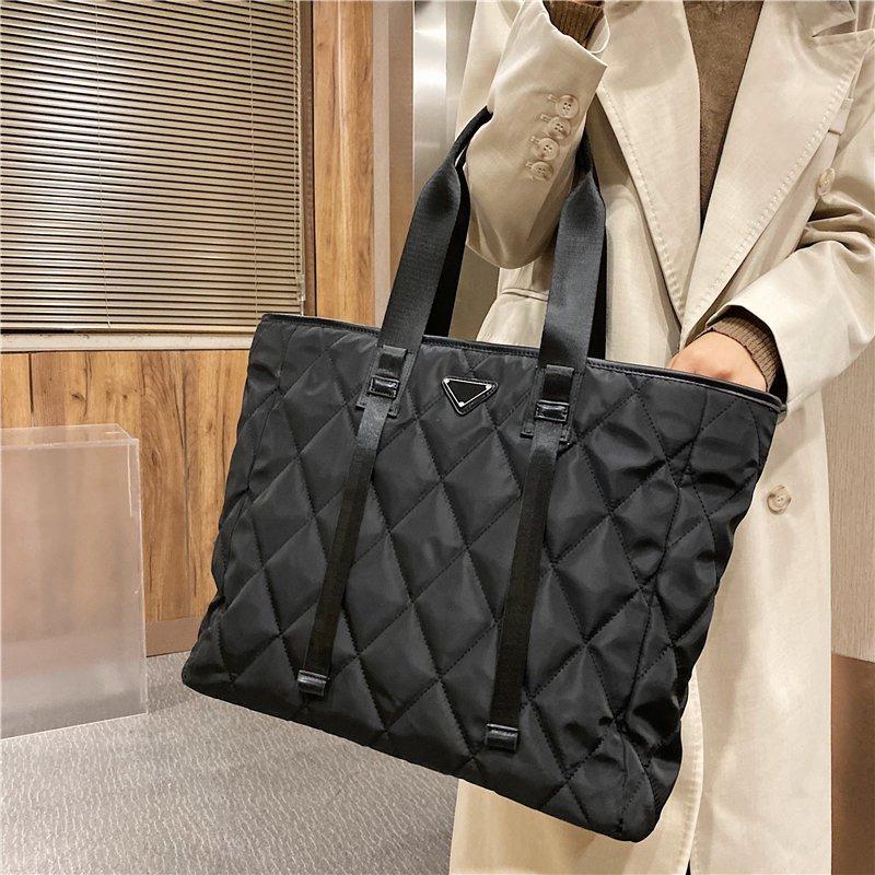 

Duffel Bags Luxury Designer Women's Big Tote Bag Rhombus Check Shoulder Large Capacity Ladies Handbags Nylon Shopper 2 Colors, Black tote bag