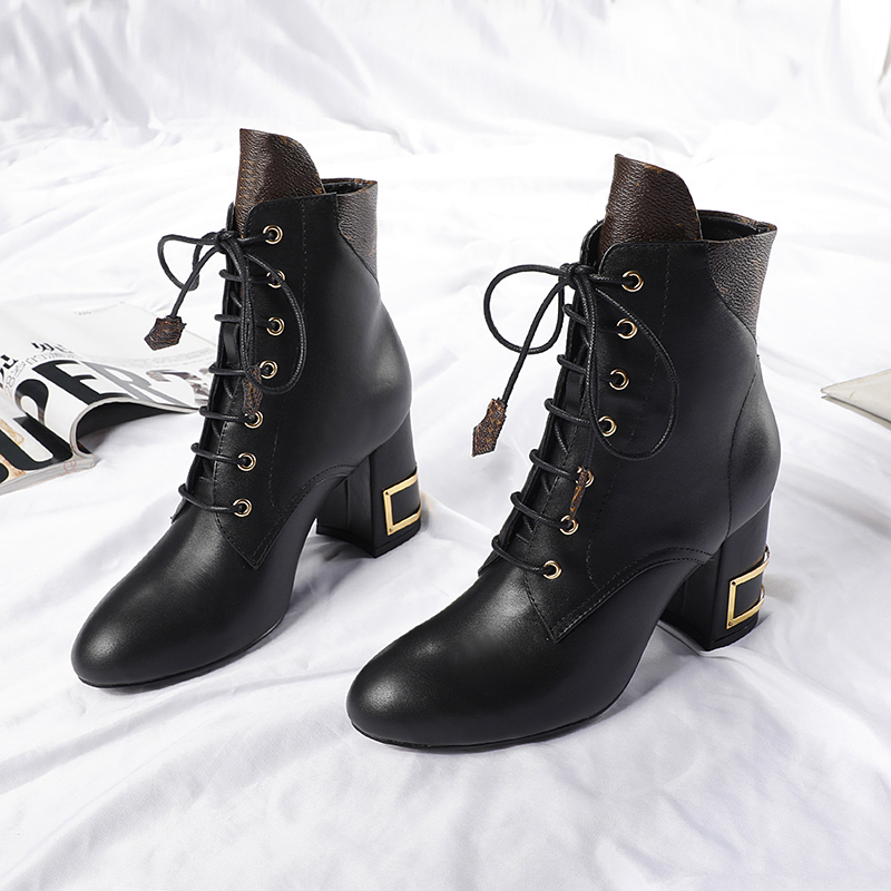 

Classic Leather Designer Thick-soled Desert Martin Boots White Bee Star Trail Lace-up Winter Ladies High Heel Shoelace Box, Black