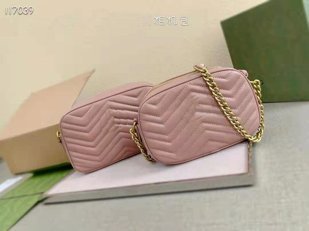 

Classic designer women's wavy chain camera bag gift box packaging, White