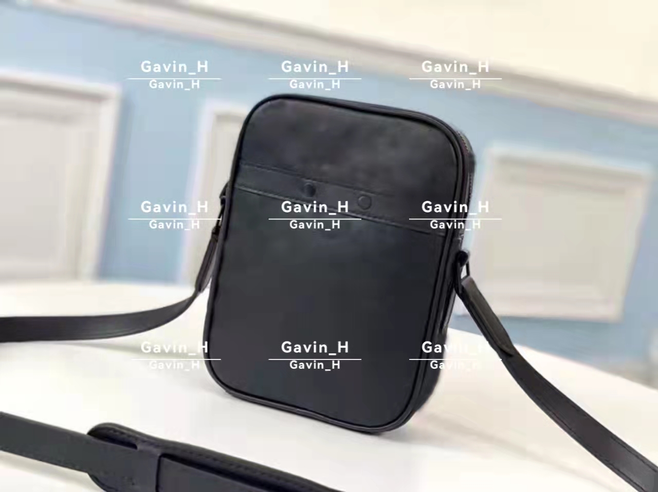 

High Quality Man Leather Handbags Fashion Shoulder bag emboss Crossbody bags Purse Wallet, Black