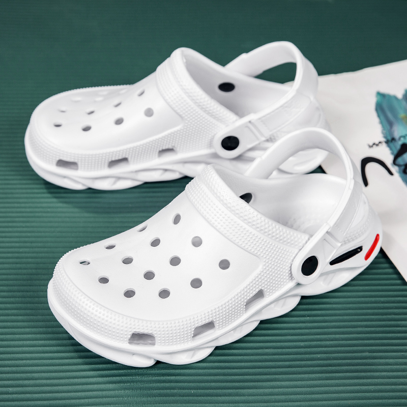 

Summer 2021 Men Sandals Crocks Hole Shoes Crok Rubber Clogs EVA Unisex Garden Shoes White Crocse Beach Flat Men Sandals Slippers, Black