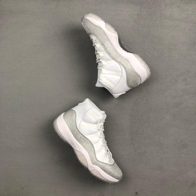 

Sport shoes Schoenen Heren Jumpmen 11 WHITE METALLIC SILVER VAST GREY 36-46