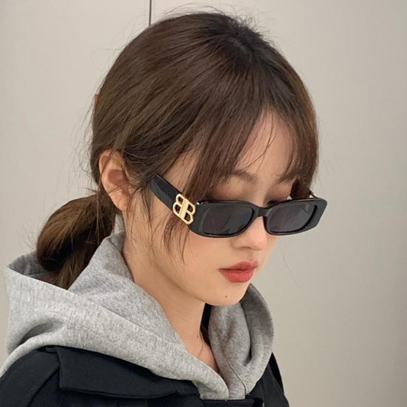 

Sunglasses Arrival 2021 Rectangle Futuristic Bb Logo Women Uv400 Brand Designer Red Pink White Blue Retro Small Sun Glasses