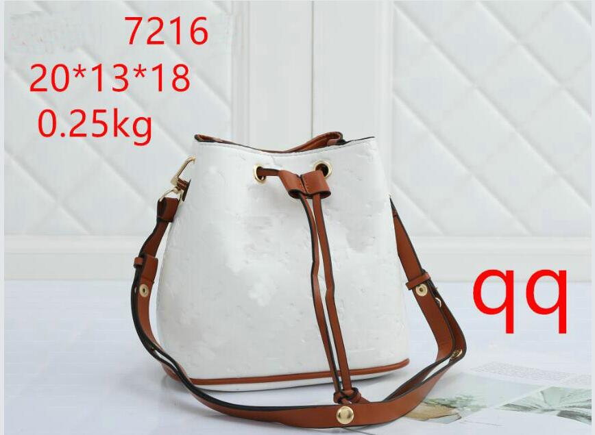 

Women Handbags Purses BucketBag High Quality Leather Shoulder Bag CrossbodyBags Lady Handbag Purse Tote Bags 7216# 20x13x18cm, Black