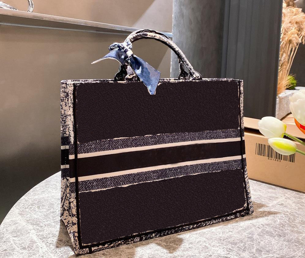 

Luxury oversize totes bag shopping bags Book Tote Tiger Embroidery handbag designer women's large capacity Commuting Canvas 2021, Make up the difference