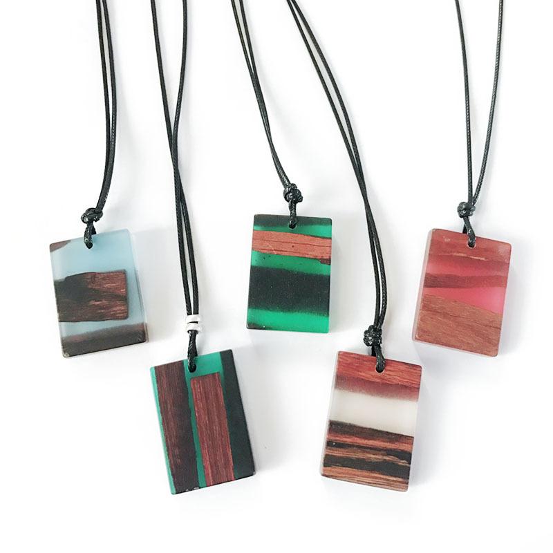 

Pendant Necklaces 2021 Arrival Women Necklace Pink Yellow Resins Woods Handmade Party Holiday Accessories Top Quality Gift For Ladies