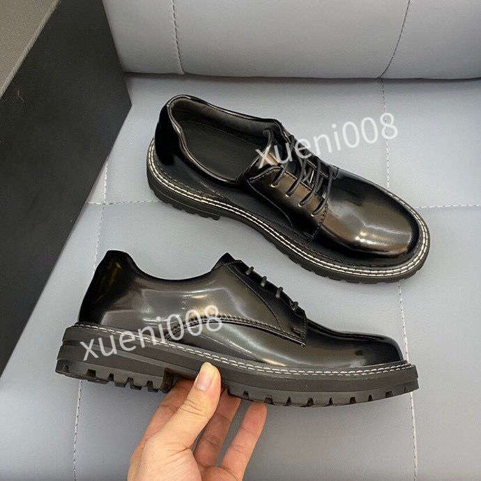 

2022 White Bee Embroidered Shoes Men Leather New Fashion Luxury Snake Tiger Print Mens Womens Designers Sneakers Man Woma For Lovers Women rd211021, Choose the color