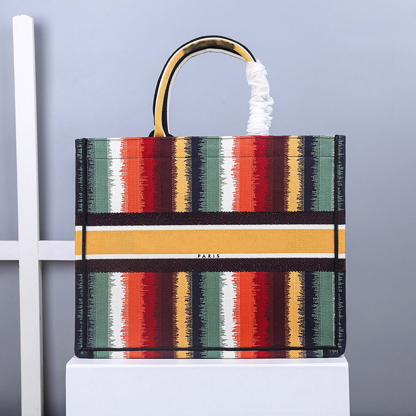 

5A+ duffle bag mirror quality Three-dimensional embroidery book tote Women Luxurys Designers Bags 2021 classic fashion brand handbags wholesale wallet purse, Light brown
