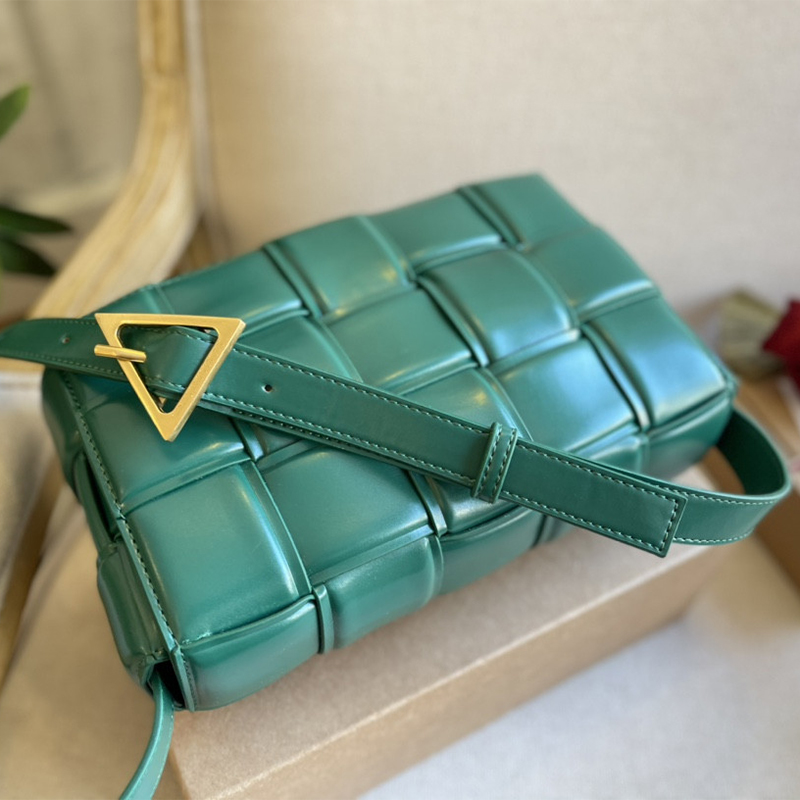 

High Quality Designer Handbags Multicolor Leather Shoulder Bags Fashion Flap Luxury Large Capacity 26cm Woven Wallet Tote Street Women's Wallet Crossbody Bag, Black