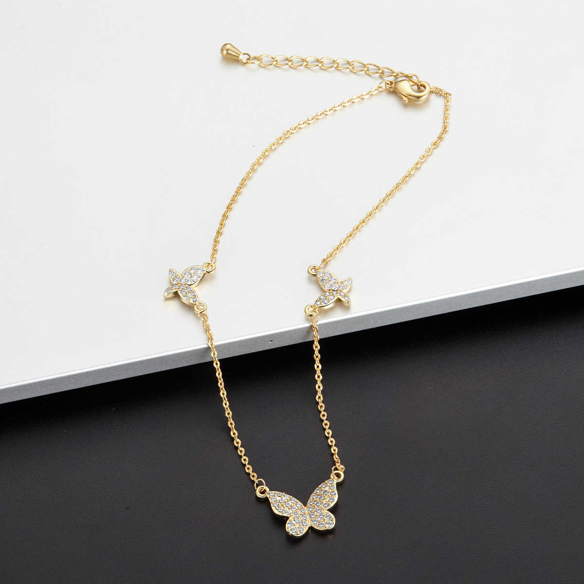 

Fashion butterfly element Necklace micro inlaid zircon refined jewelry and trendy clavicle chain