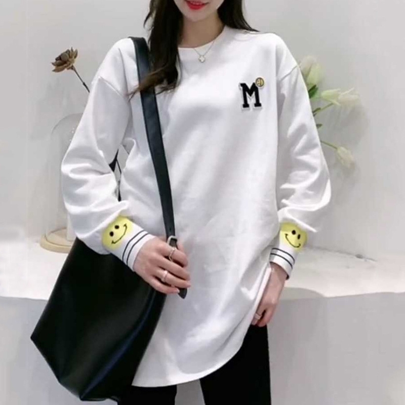 

White sweater women's thin Korean version loose 2021 spring and autumn design sense fried street hoodless round neck long sleeve top