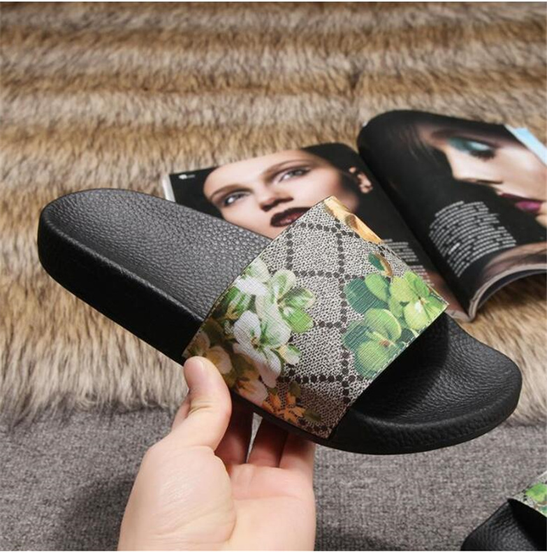 

2021 Brand Slides Summer Beach Indoor Flat G Sandals Slippers House Flip Flops With Spike sandal Size EUR35-EUR45, Black