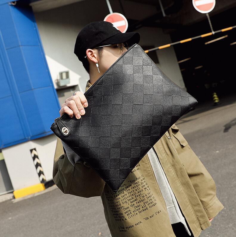 

wholesale men bag check pattern mens shoulder bags retro leather envelope handbag large capacity multi card leathers messenger handbags, Black(boutique box)