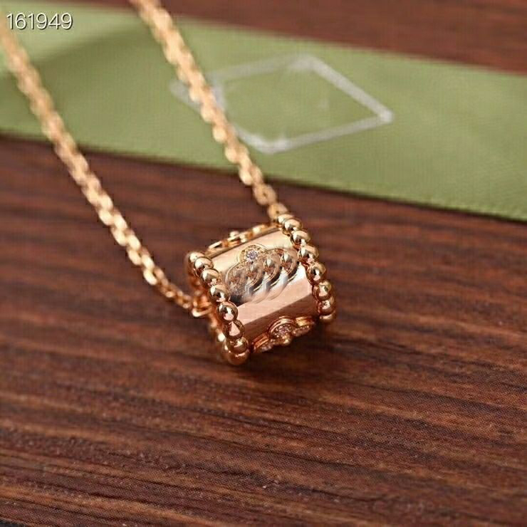 

Jewelry Ladies Pendant Necklaces Love rings van Screw Earrings carti Bracelet Party Wedding Couple Gift Fashion Luxury cleef designer [with box] a9, Silver