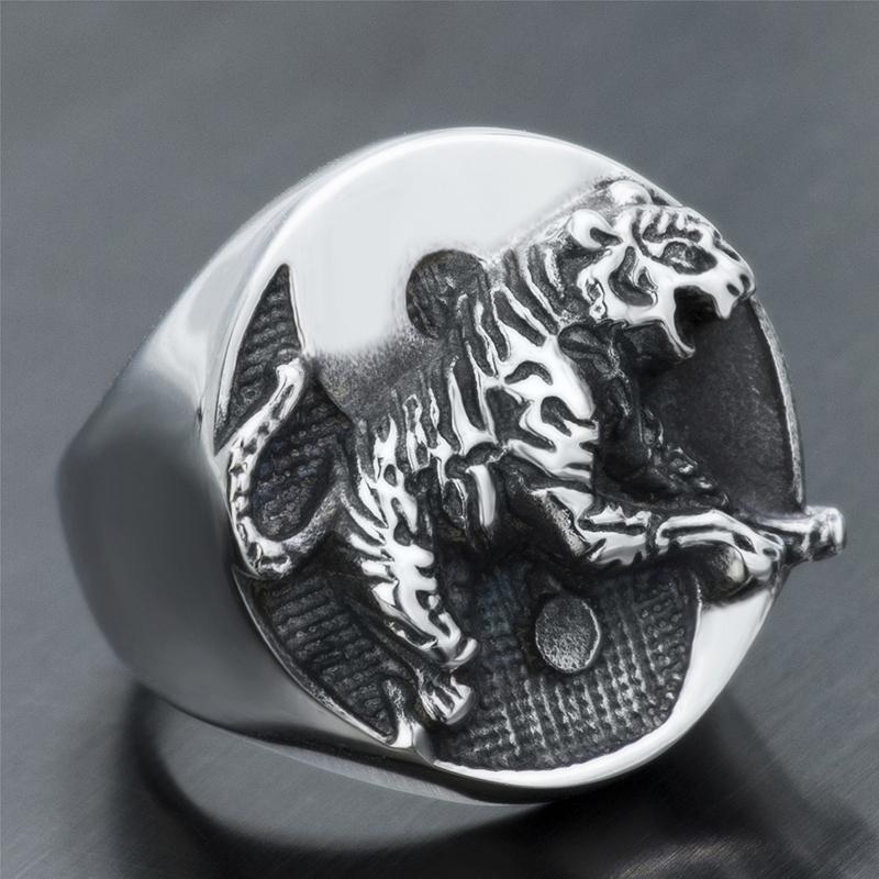 

Cluster Rings Fashion Tiger Animial Pattern Ring Punk Stainless Steel For Men Accessories Anniversary Party Gift