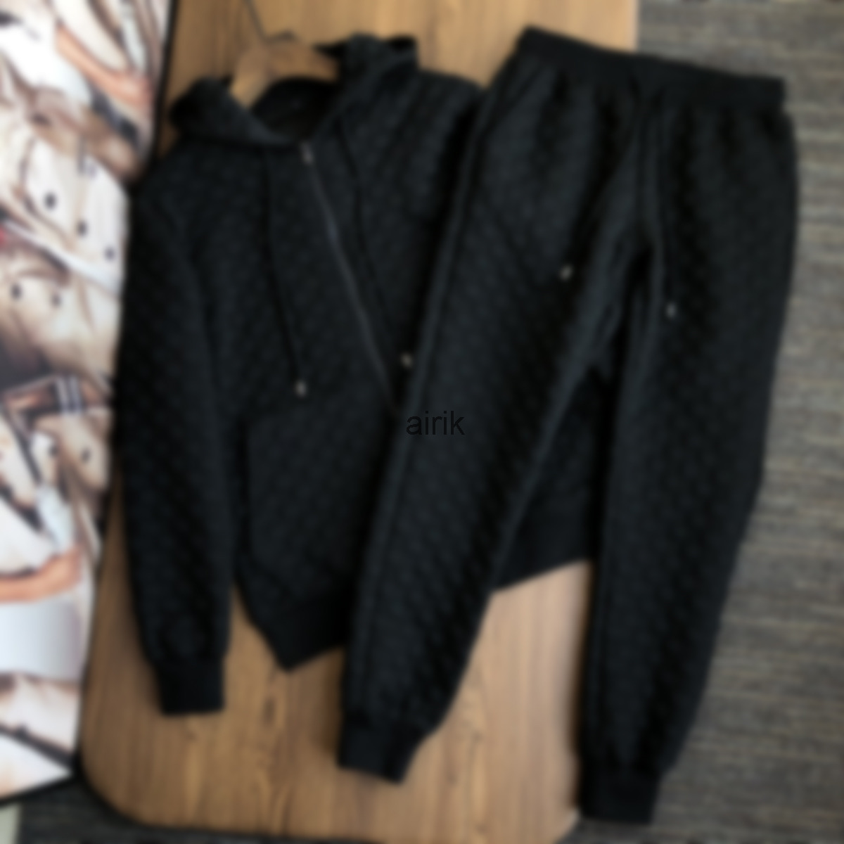 

21ss mens women designers tracksuits emboss jacquard letter Windbreaker fashion tracksuit jogging suits men designer breathable zipper black L