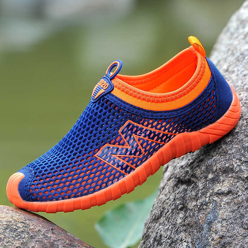 

Children Shoes Summer Slip On Water Sneakers Boys Breathable Casual Single Net Shoes Girls Outdoor Mesh Kids Sport Running Shoes X0703, Grayred double