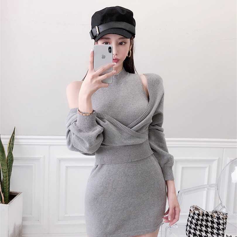 

Early spring French retro playful suit small fragrant knitted off-shoulder sweater dress two-piece package hip 211110, Gray