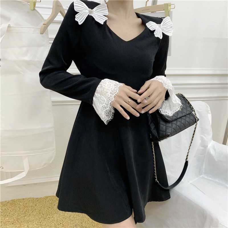 

Spring Women Elegant Black Bow V Neck Flare Sleeve Sexy Hollow Out Backless Mini Dresses Femme Vestidoes 210526