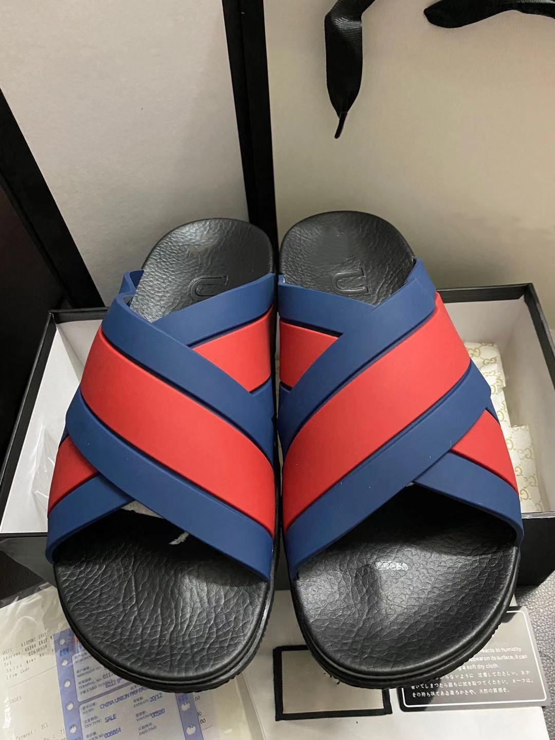 

2021Cool Sandals shoes Fashion slipper desert sand resin earth brown Summer Platform Sandale Foam Runner Triple Black Bone White men slipper