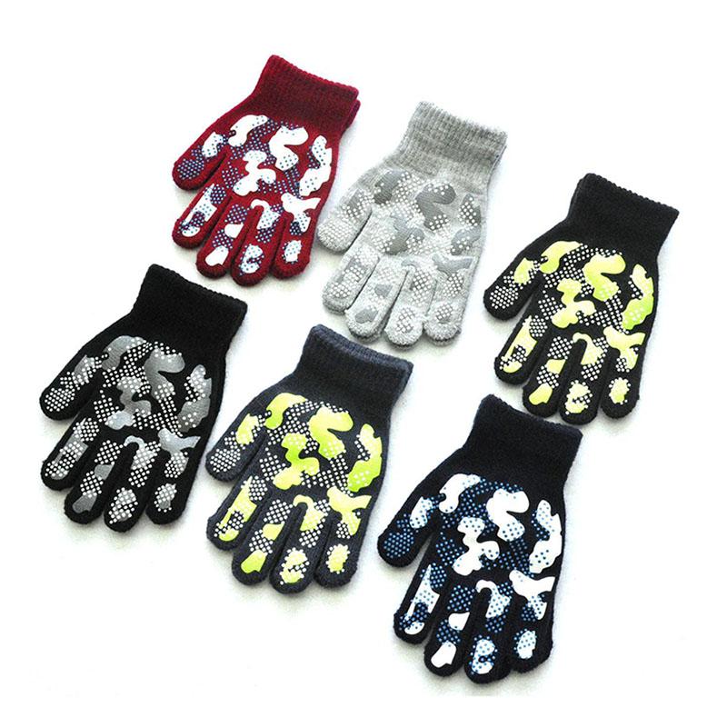 

Children's Mittens Warm Children Winter Knitted Gloves Kid Boy Girl Outdoor Sports Non-slip Camouflage PVC Offset For 5-11Y, White