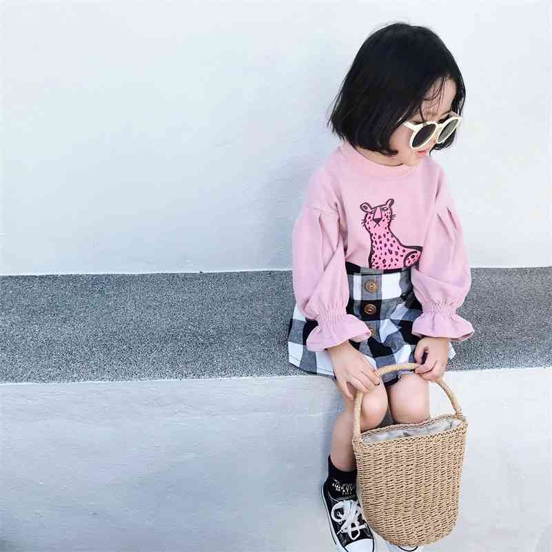

Spring cute cartoon leopard printed casual sweatshirts for girls Petals sleeve baby girl clothes kids Tops 210708, Pink