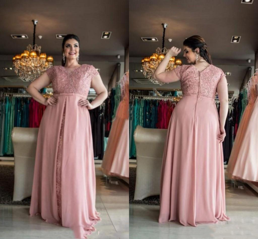 

Blush Plus Size Mother Of The Bride Dresses 2021 Short Sleeve Lace Chiffon Floor Length Long Formal Women Wedding Evening Guest Gowns
