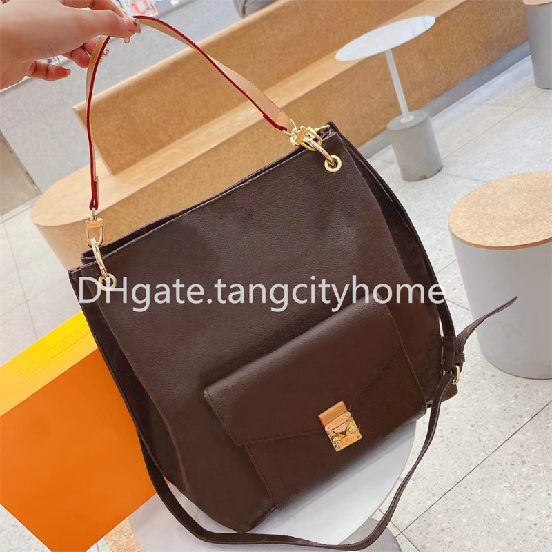 

New Luxury Tote Bag Designer Vintage Old Flower Large-Capacity Fashion Shopping Handbag Female Crossborder Bag Women Leisure Drawstring Travel Backpack With Logo, Brown