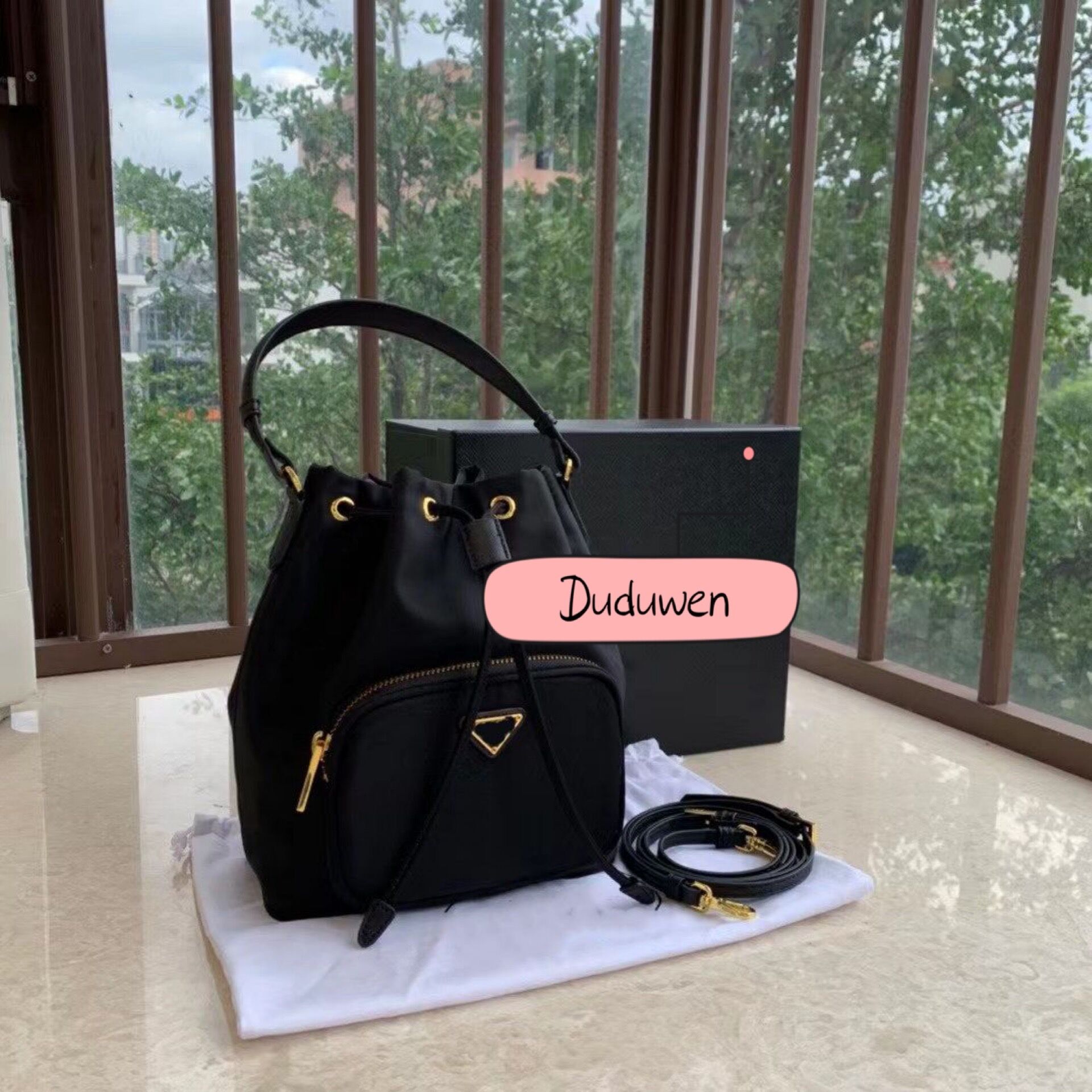 

19X12X22Cm classic nylon Pr makeup storage bucket bag fashion cosmetic gift with box dustbag collection item high grade, Black