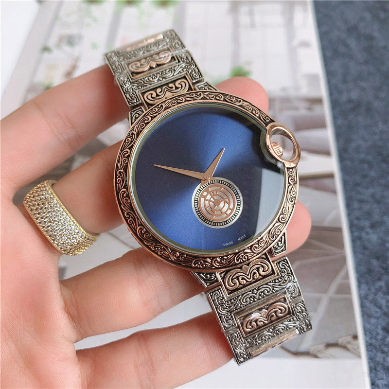 

Brand Watches Men Retro Carved style metal steel band Quartz wrist Watch CA54, Black white