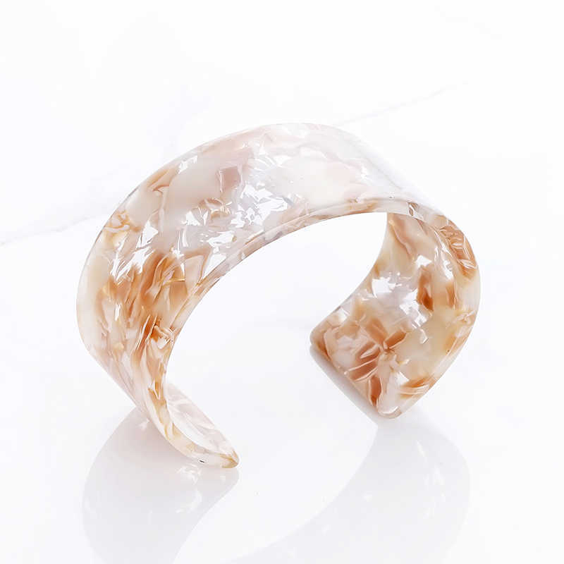 

Fashion Tortoiseshell Cuff Acrylic Wide Bangles Bracelet for Women Vintage Resin Leopard Round Trendy Wedding Jewelry One Piece Q0719