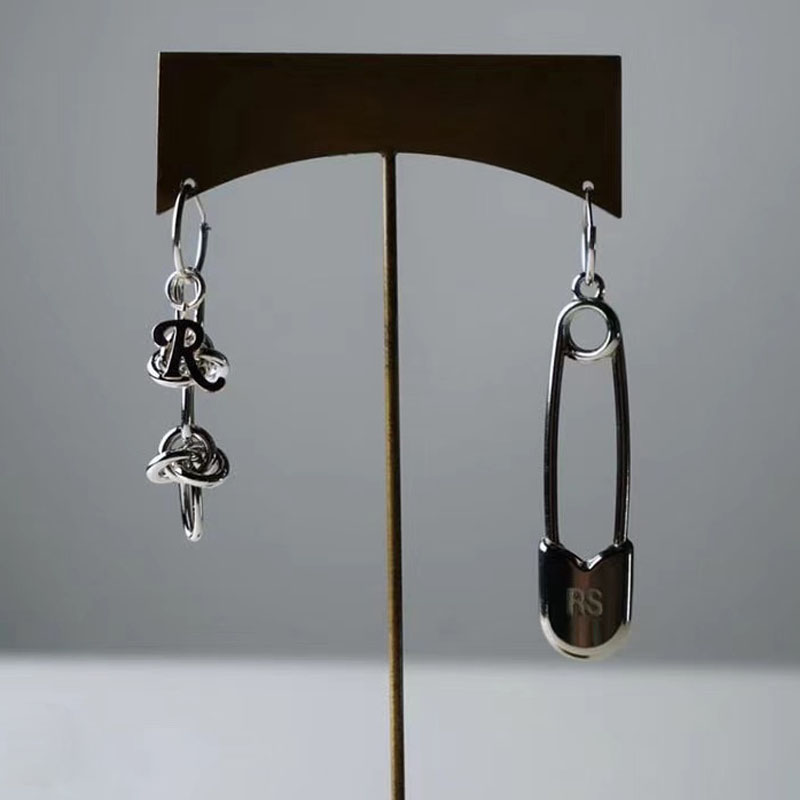 

21ss fashion jewelry Raf Simons high quality knotted chain paper clip men's and women's Earrings holiday gifts