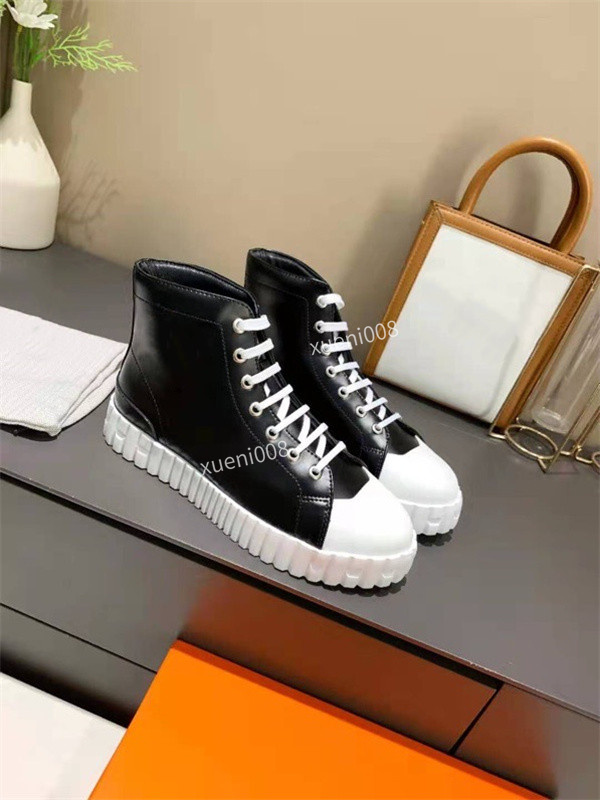 

2021 Designer Plaque Boots Lace Up Ankle 35-40 Boot 9.5cm Women Black Leather Combat High Heel Winter Quality ly211201, 02