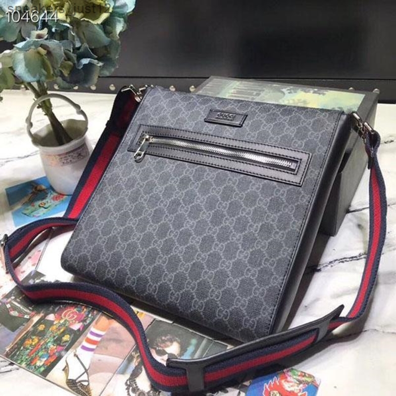 

Hot 523599 The Latest Fashion Large-capacity Ladies Handbags Brand-name Shoulder Bag Female Casual Handbag, Size: 21cm