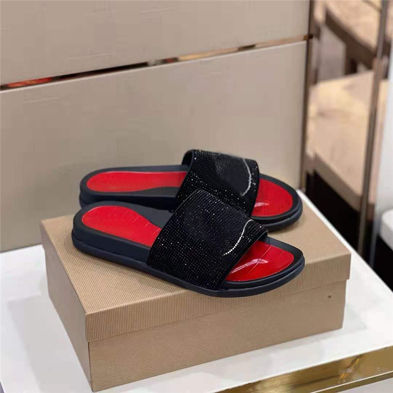 

2021 Mens Women Slippers Red Bottom Studs Flat Rivet Sandals Summer Outdoor Flip Flop Beach Party Slides Casual Sandal With Box