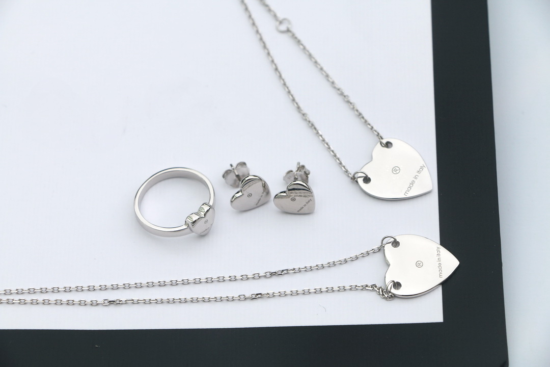 

Europe America Fashion Jewelry Sets Men Lady Womens 925 Sterling Silver Engraved Initials Heart Charm Necklace Bracelet Earrings Ring, No original box