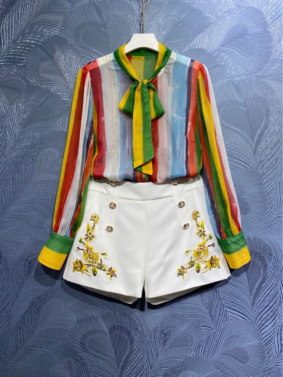 

Australia ZIM Palace Style Striped shirt with bow tie Shirt + Shorts Set, White