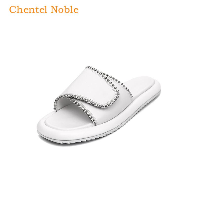 

Slippers Casual Street Fashion White Black Color Women Leather Summer Rivet Slides Outside Party Platforms Flat Soft Sandals