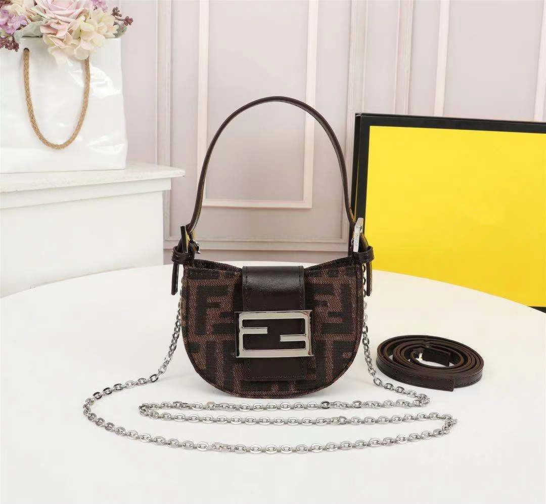 

Women Luxurys Designers Bags 2021 designer handbags Multi Pochette Crossbody Bag Zhouzhoubao123 Louisbags_18 Hanghhangbag Yuanbao Mini 8X0Q